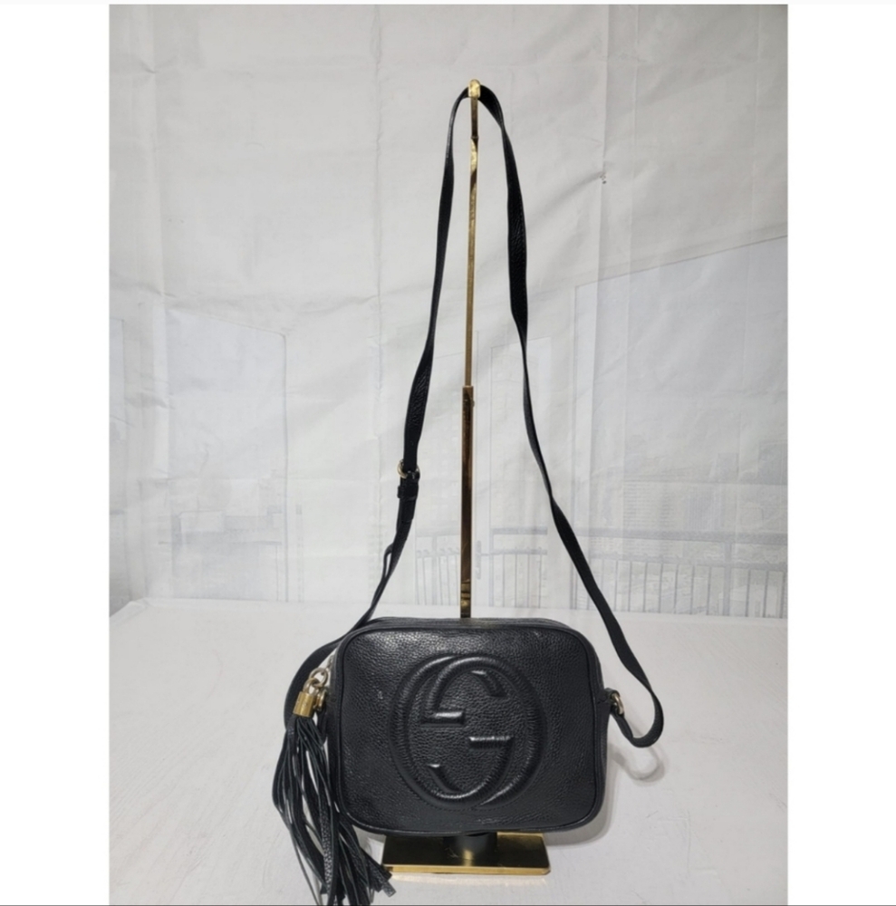 GUCCI Pebbled Calfskin Small Soho Disco Bag Black - Picture 2 of 8
